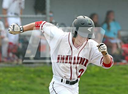 Thumbnail 3 in St. Paul Catholic vs. Portland (CIAC Class S Quarterfinal) photogallery.