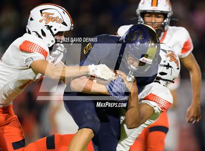 Thumbnail 3 in Wasco @ Shafter photogallery.