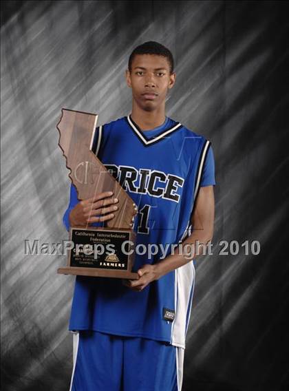 Thumbnail 1 in St. Mary's vs. Price (CIF State D4 Award Photos) photogallery.