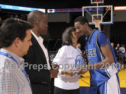 Thumbnail 3 in St. Mary's vs. Price (CIF State D4 Award Photos) photogallery.