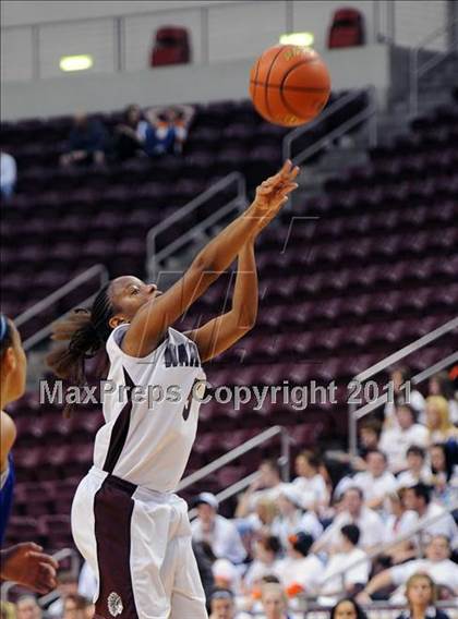 Thumbnail 2 in Gettysburg vs. Oley Valley (D3 Semifinals) photogallery.