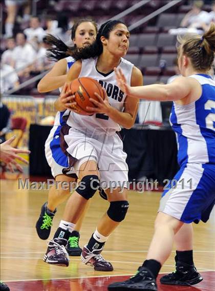 Thumbnail 1 in Gettysburg vs. Oley Valley (D3 Semifinals) photogallery.