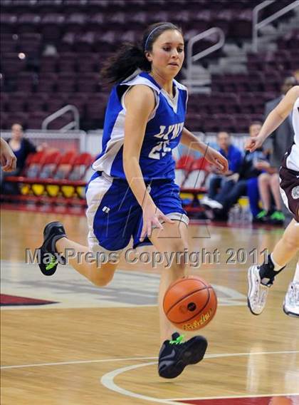 Thumbnail 3 in Gettysburg vs. Oley Valley (D3 Semifinals) photogallery.
