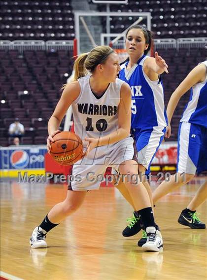 Thumbnail 2 in Gettysburg vs. Oley Valley (D3 Semifinals) photogallery.