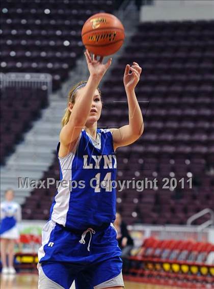 Thumbnail 3 in Gettysburg vs. Oley Valley (D3 Semifinals) photogallery.