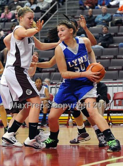 Thumbnail 1 in Gettysburg vs. Oley Valley (D3 Semifinals) photogallery.