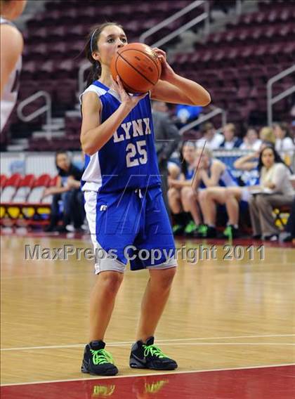 Thumbnail 3 in Gettysburg vs. Oley Valley (D3 Semifinals) photogallery.