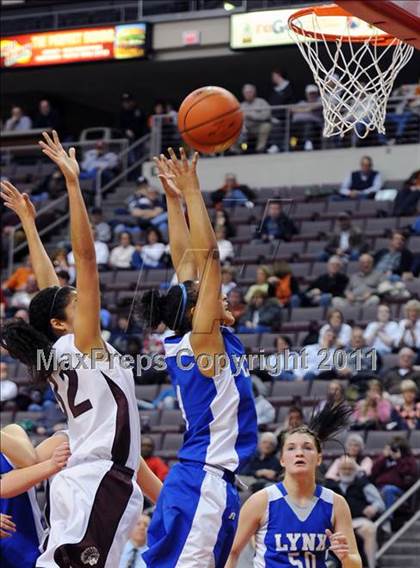 Thumbnail 3 in Gettysburg vs. Oley Valley (D3 Semifinals) photogallery.