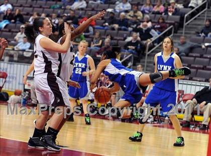 Thumbnail 1 in Gettysburg vs. Oley Valley (D3 Semifinals) photogallery.
