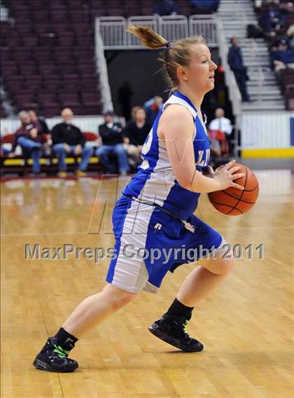 Thumbnail 2 in Gettysburg vs. Oley Valley (D3 Semifinals) photogallery.
