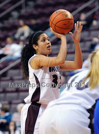 Thumbnail 3 in Gettysburg vs. Oley Valley (D3 Semifinals) photogallery.