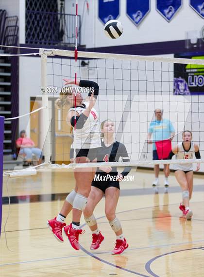 Thumbnail 1 in Wapahani vs. Leo (Leo Invite) photogallery.