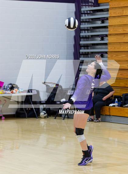 Thumbnail 1 in Wapahani vs. Leo (Leo Invite) photogallery.