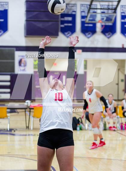 Thumbnail 1 in Wapahani vs. Leo (Leo Invite) photogallery.
