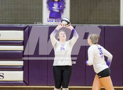 Thumbnail 3 in Wapahani vs. Leo (Leo Invite) photogallery.
