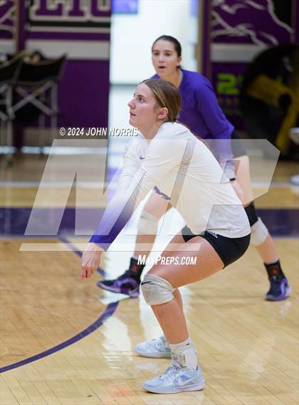 Thumbnail 2 in Wapahani vs. Leo (Leo Invite) photogallery.