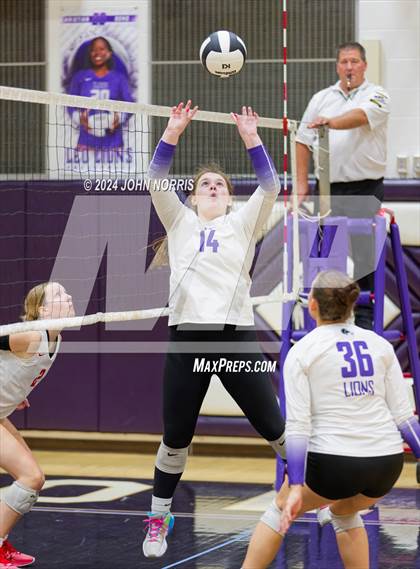 Thumbnail 2 in Wapahani vs. Leo (Leo Invite) photogallery.