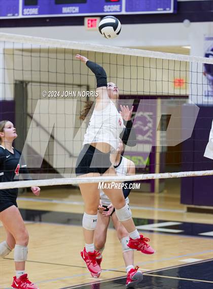 Thumbnail 1 in Wapahani vs. Leo (Leo Invite) photogallery.
