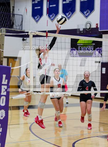 Thumbnail 2 in Wapahani vs. Leo (Leo Invite) photogallery.