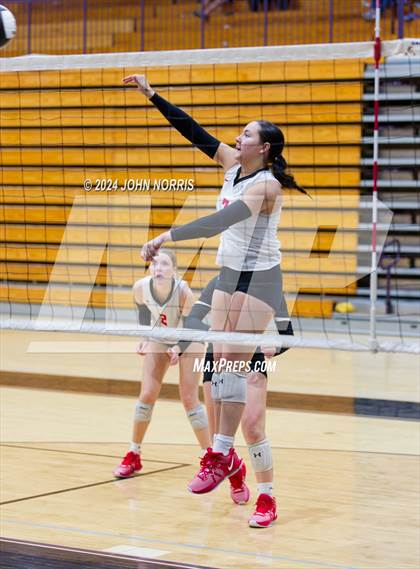 Thumbnail 1 in Wapahani vs. Leo (Leo Invite) photogallery.