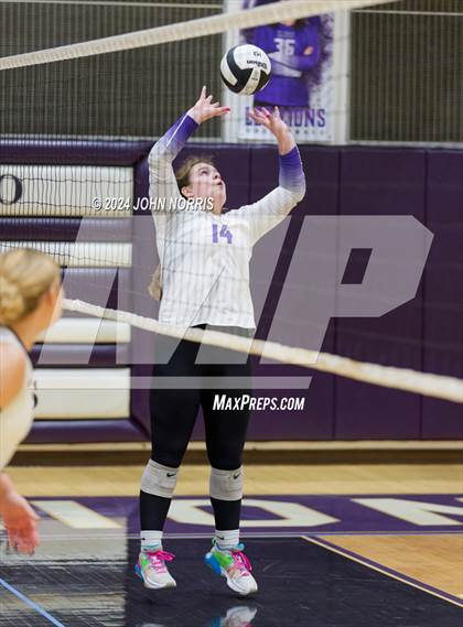 Thumbnail 1 in Wapahani vs. Leo (Leo Invite) photogallery.