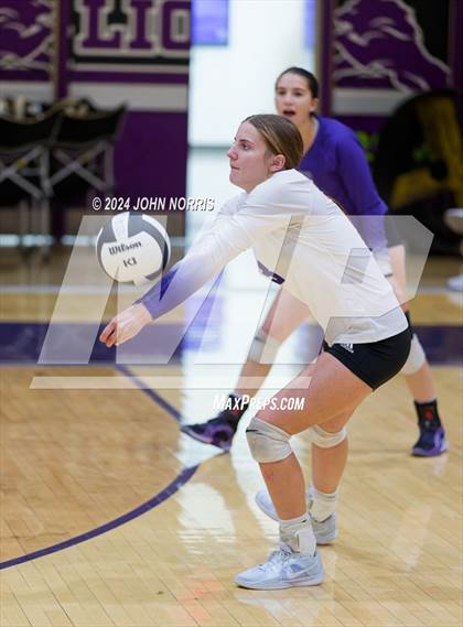 Thumbnail 3 in Wapahani vs. Leo (Leo Invite) photogallery.