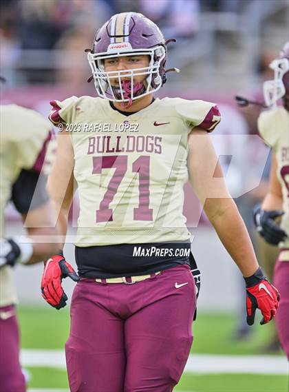 Thumbnail 3 in Summer Creek vs. Stratford (UIL Football 6A D2 Region 3 Regional) photogallery.