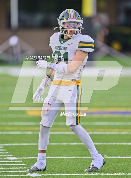 Thumbnail 3 in Summer Creek vs. Stratford (UIL Football 6A D2 Region 3 Regional) photogallery.