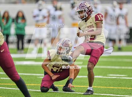 Thumbnail 1 in Summer Creek vs. Stratford (UIL Football 6A D2 Region 3 Regional) photogallery.