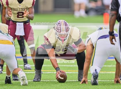 Thumbnail 1 in Summer Creek vs. Stratford (UIL Football 6A D2 Region 3 Regional) photogallery.