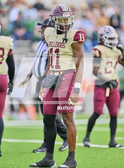 Thumbnail 3 in Summer Creek vs. Stratford (UIL Football 6A D2 Region 3 Regional) photogallery.