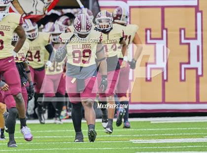 Thumbnail 2 in Summer Creek vs. Stratford (UIL Football 6A D2 Region 3 Regional) photogallery.