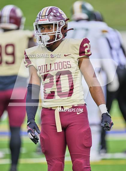 Thumbnail 3 in Summer Creek vs. Stratford (UIL Football 6A D2 Region 3 Regional) photogallery.