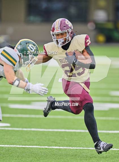 Thumbnail 2 in Summer Creek vs. Stratford (UIL Football 6A D2 Region 3 Regional) photogallery.