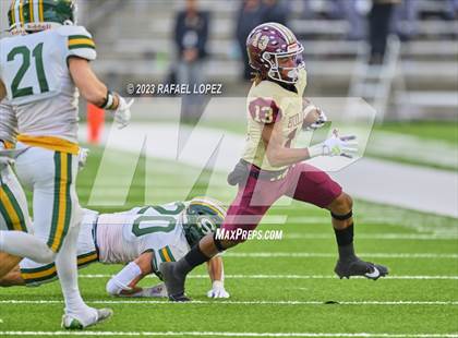 Thumbnail 3 in Summer Creek vs. Stratford (UIL Football 6A D2 Region 3 Regional) photogallery.