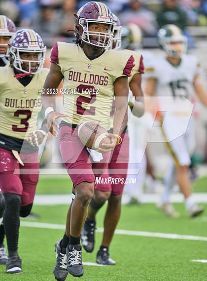 Thumbnail 3 in Summer Creek vs. Stratford (UIL Football 6A D2 Region 3 Regional) photogallery.