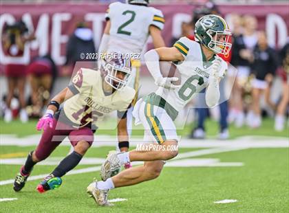 Thumbnail 2 in Summer Creek vs. Stratford (UIL Football 6A D2 Region 3 Regional) photogallery.