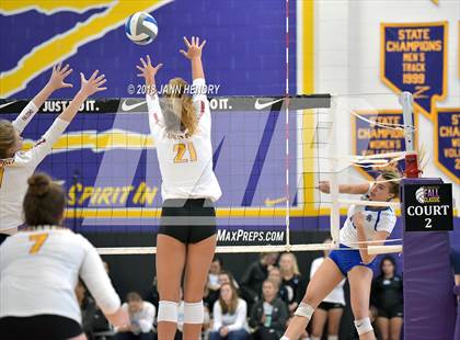 Thumbnail 1 in Rancho Cucamonga vs. Harvard-Westlake (Durango Fall Classic) photogallery.