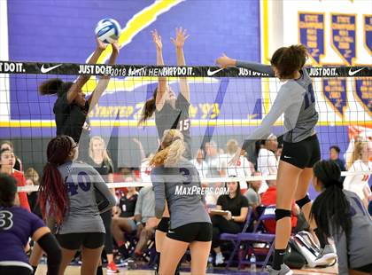 Thumbnail 2 in Rancho Cucamonga vs. Harvard-Westlake (Durango Fall Classic) photogallery.