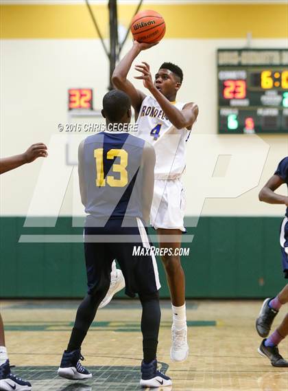 Thumbnail 3 in Irondequoit vs. University Prep photogallery.