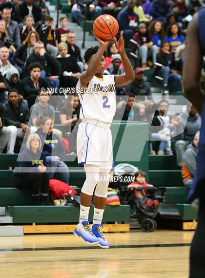 Thumbnail 3 in Irondequoit vs. University Prep photogallery.