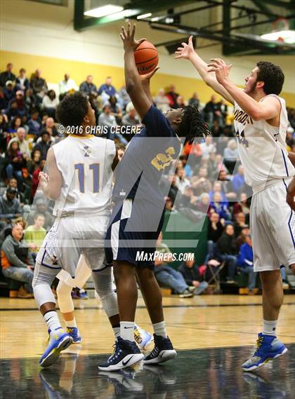 Thumbnail 2 in Irondequoit vs. University Prep photogallery.