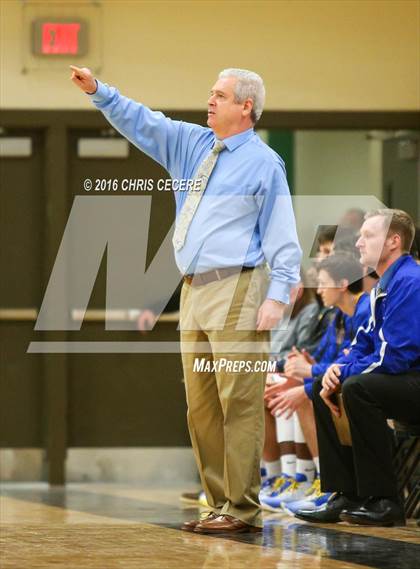 Thumbnail 2 in Irondequoit vs. University Prep photogallery.