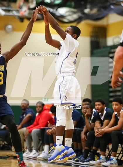 Thumbnail 3 in Irondequoit vs. University Prep photogallery.