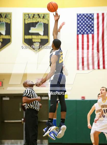 Thumbnail 3 in Irondequoit vs. University Prep photogallery.