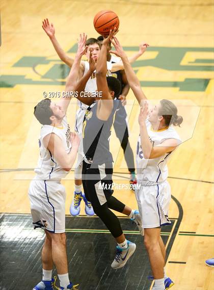 Thumbnail 3 in Irondequoit vs. University Prep photogallery.