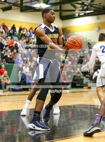 Thumbnail 1 in Irondequoit vs. University Prep photogallery.