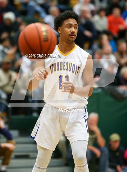Thumbnail 3 in Irondequoit vs. University Prep photogallery.