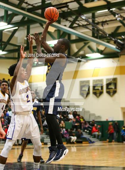 Thumbnail 1 in Irondequoit vs. University Prep photogallery.