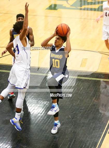 Thumbnail 2 in Irondequoit vs. University Prep photogallery.